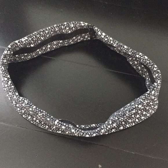Lululemon headband - Picture 2 of 2
